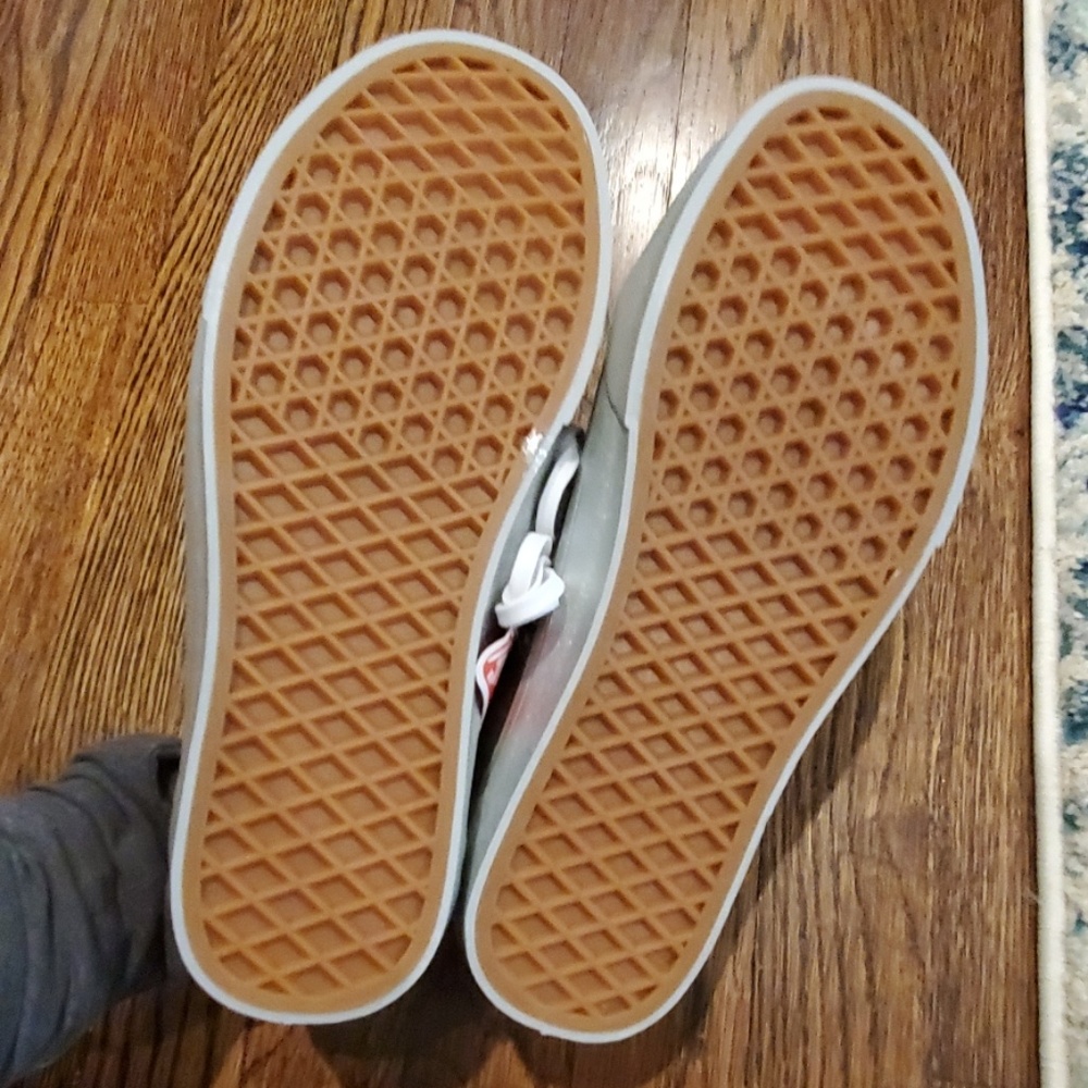 Silver Vans Size 7.5 - Picture 3 of 5